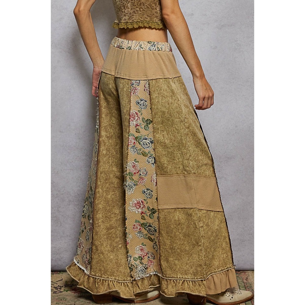 POL Boho French Terry Patchwork Floral Ruffle Hem Wide Leg Pants Tan MEDIUM - Picture 3 of 7